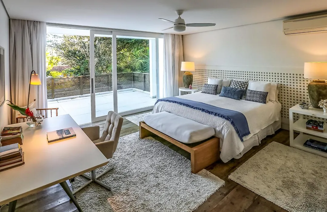 Tropical Contemporary Suites-1